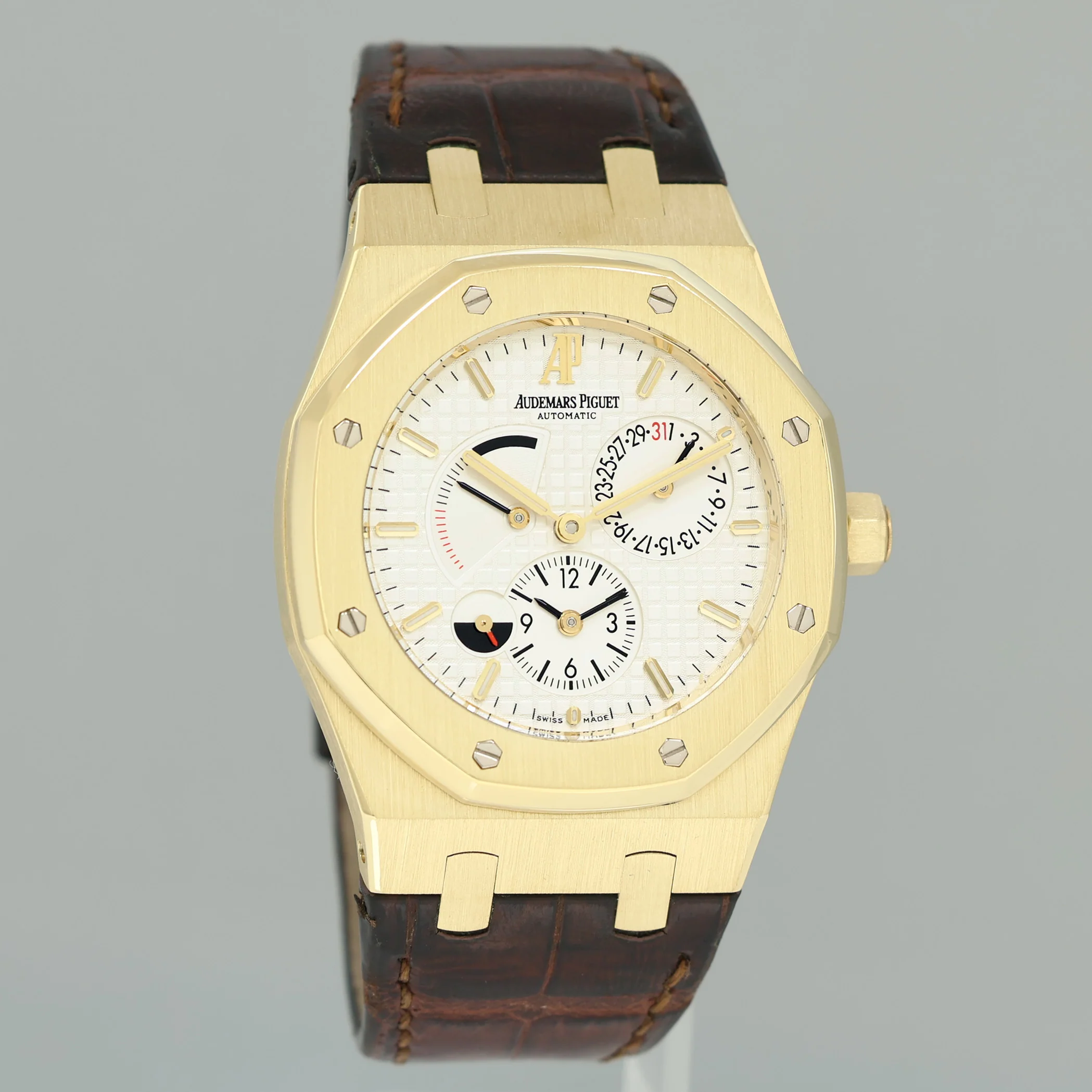 MINT Audemars Piguet AP Royal Oak Dual Time Yellow Gold 26120ba 39mm White Leather Watch Box - Image 3