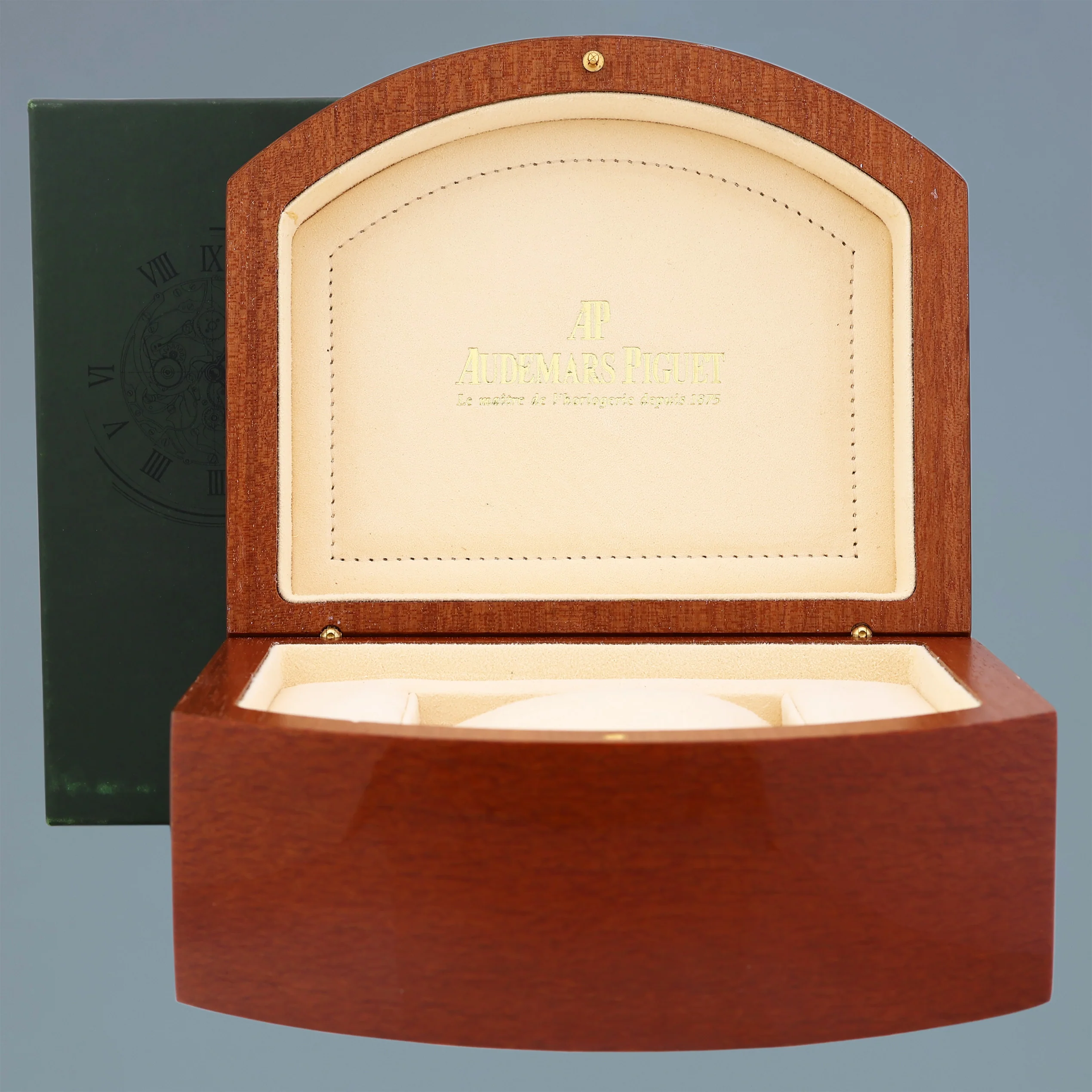 MINT Audemars Piguet AP Royal Oak Dual Time Yellow Gold 26120ba 39mm White Leather Watch Box - Image 7