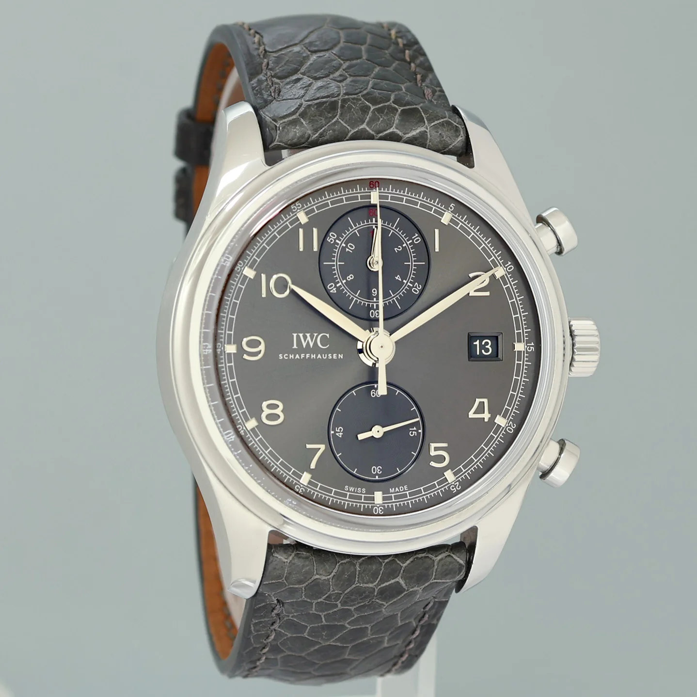 PAPERS MINT IWC Portofino Chronograph IW390404 Grey Leather 42mm Watch Box - Image 3